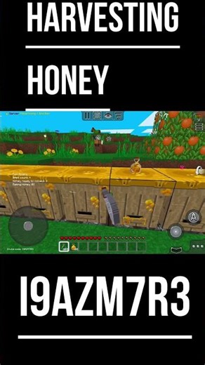 Harvesting honey from my bees in MultiCraft! #multicraft #shorts