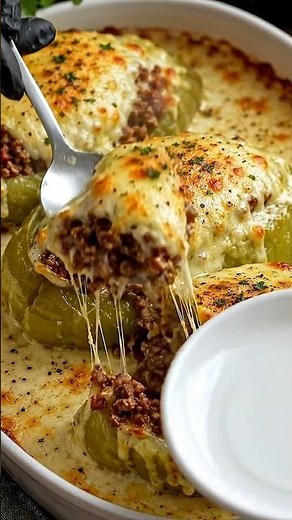 Cheesy Stuffed Bell Peppers with Ground Beef Comfort Meal Recipe 🍽️ #foodreels #easydinner #foodie