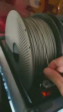 Replacing my filament while printing #3dprinting