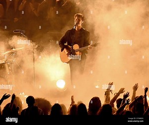 Shawn Mendes performs during the 2024 MTV Video Music Awards at UBS Arena on September 11, 2024 in Elmont, New York. Photo: Credit: Smith/ImageSpace/MediaPunch Stock Photo - Alamy
