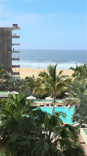 Spring Break 2026 Cabo San Lucas HUGE waves tourists watch