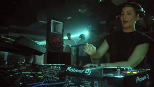 3.1K views · 39 reactions | Heavy hitters from Hard Techno Queen @djfernandamartins  | Techno Station | Facebook