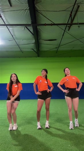 Who did it better? #partyhost #jumpguard #jumpingworldcorpus #jumpingworld #corpuschristi