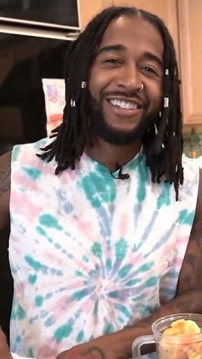 Omarion’s O’Riginals ♾ on Instagram: "#𝐎𝐦𝐚𝐫𝐢𝐨𝐧𝐎𝐫𝐢𝐠𝐢𝐧𝐚𝐥𝐬: #𝐓𝐁𝐓: Wanna know what 𝐎𝐦𝐚𝐫𝐢𝐨𝐧 eats on a 𝘤𝘩𝘦𝘢𝘵 day? Wait for it! 🤣💜🎩⁣⁣ 🎥: @menshealthmag @youtube ⁣⁣⁣⁣⁣⁣⁣⁣⁣⁣⁣⁣ #Omarion #OmarionOriginals #TeamOmarion #O #TheMillen