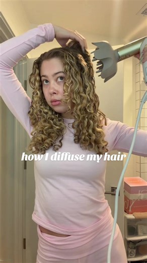 how I diffuse my curls 🤭💓 #curlyhair #diffusecurlyhair @Shark Beauty @Kérastase