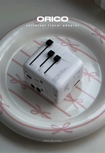 Top Universal Adapter for Hassle-Free Travel