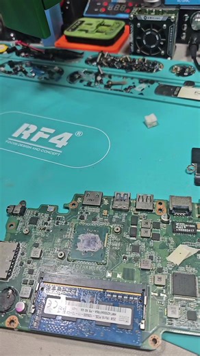 acer 11 drop enable 3v #servicelaptop #sidoarjolaptop #servicelaptopsidoarjo #servicelaptopbisaditunggu #servicelaptopterdekat