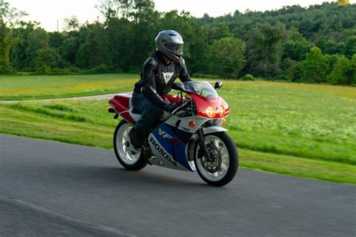 Japanese-Market 1990 Honda VFR400R NC30
