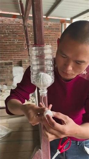 A simple method for storing and pulling yarn balls