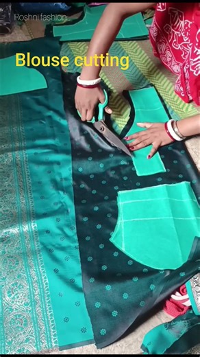 Princess cut blouse cutting#blouse cutting and stitching#blouse cutting#Roshni fashion