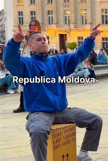 Crazy Performance 🤩 ESC-Candidate @Satoshi from Moldova 🇲🇩 did an acoustic version of his song „Viva Moldova!“ on the Open Piano in Vienna 🥳 Lots of love to @Michi_Slama_Music and @KLAVIER GALERIE for the piano-help ❤️ #eurovision #eurovision2026 #esc #moldova #publicpiano