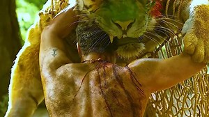 印度神作《RRR》出炉，满屏开挂特效，刚上映就斩获全球票房冠军