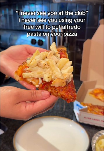 Domino’s (@dominos) - Delicious Pastizza: A Pizza and Alfredo Pasta Combo