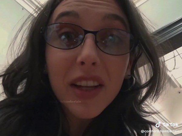 loved the new vlog and loved making this || #emmachamberlain #emmachamberlainvlog #comfortchamberlain #emmachamberlainstyle #metgala #fypシ #emmachambie #emmachamberlaincloset #emmachamberlainpodcast #emmachamberlainedit #chamberlaincoffee #emmachamberlaintiktoks #emmachamberlainyoutube