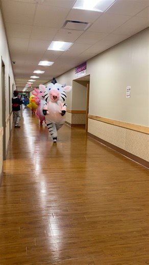 The students gave a huge cheer to our staff this morning in our first-ever staff inflatable costume race! The staff runners included: Miss Fullerton (Zebra 1) Mr. Moore (Captain America) Dr. Reece (Duck) Mrs. McComb (Zebra 2) Mrs. Byrd (Sumo Wrestler) Mrs. Fattore (Elephant) Ms. Zimaya West (Axolotl) We held two hilarious races that went the entire length of the building, looping outside and back around. A huge congratulations goes to our champions: Mrs. Fattore and Mrs. Fullerton! #heidt #staff