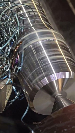 CNC Machine - cutting this massive thread