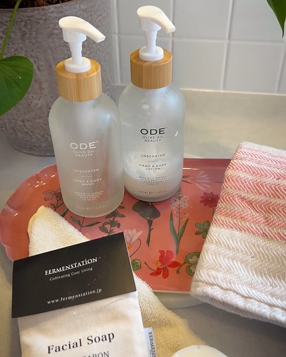 A Moment of Care ✨ No big gestures. Just a soft towel, warm water,...