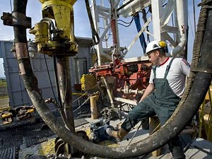 U.S. natural gas production to accelerate next year: IEA