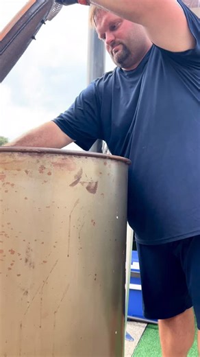 Bringing the rib action. #fbcfair #fbcf #fortbendcountyfair #fairtime #fairdays #PromotingFamilyYouthAgriculture #fairszn🎡 | Fort Bend County Fair