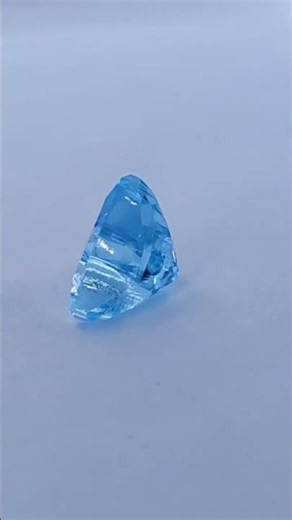 Topaz. (Brazil). For sale $200. 2.9 carats. 9.5/8.5/6.3 mm. .