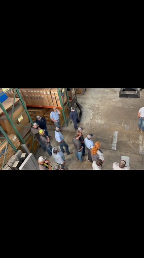 We gave some students from LBCC a tour of our World Headquarters AND a couple of Golf lessons🏌️‍♂️⛳️😂❄️ #Icebox #RSHculture #IceboxPerformance #RadiatorSupplyHouse #OregonQuality #SweetHome #NowThatsCool | Icebox Performance