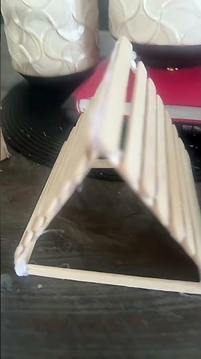 Things I made with 100 popsicle sticks!#roadto700subscribers #birds #fypシ゚viral #diy#parrot