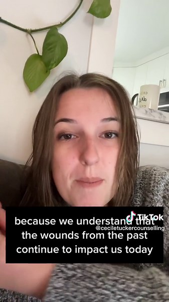 Understanding EFIT: A Guide to Emotionally Focused Therapy