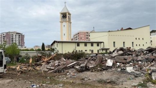 Transformimi i zonës pas katedrales në Lezhë, kryebashkiaku Ndreu: Qendër për moshën e tretë dhe mjedise atraktive për qytetarët - Shqiptarja.com