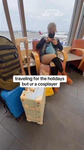 Lovebunnycos on Instagram: "i have wigs to style and shirts to line for 2026 ok #cosplay #christmas #spongebob"