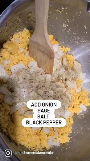 Thanksgiving Recipes: Homemade Chicken Dressing