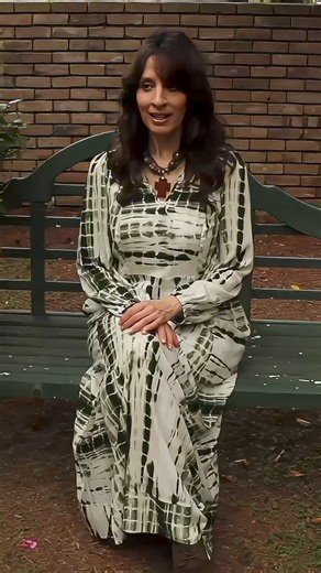 59K views · 3.4K reactions | "He speaks and the sound of His voice... is so sweet the birds hush their singing..." with Sherry Anne #inthegarden #hymns #christian #hymnal #countrymusic #gospelmusic #garden #reels | Sherry Anne | Facebook