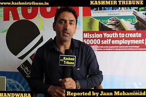 1.8K views · 29 reactions | CLASHES BETWEEN ARMY & LOCALS IN HANDWARA TWO PERSONS INJURED REPORTED BY JAAN MOHAMMAD | Kashmir Tribune | Facebook