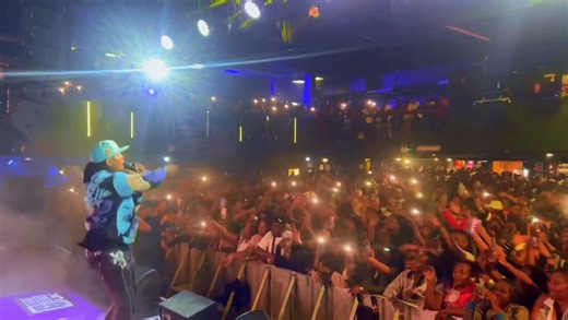 15K views · 571 reactions | Live performance.. Freeman performed his hit song Ngaibake at the ZimLinkUp event in the UK. How do you rate his performance? Video Credits: Freeman HKD #TalentAppreciation #facebookpostviral #theveebag #Zimbabwe #liveperformance | The Vee Bag. | Facebook