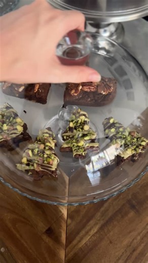 These beauties will be available until sold out 🫶🏼 🍁 MAPLE PECAN TRIPLE CHOC BROWNIE 🌲 PISTACHIO CHRISTMAS TREE TRIPLE CHOC BROWNIE We are open today (Monday) 7am-12pm as usual! #torontonsw #lakemac #careybay #coalpoint #lakemacbusiness #careybayshoppingvillage #kilabenbay #cafereels #lakemacquarie #hospitalitylife #browniesfudgy | The Goods Carey Bay