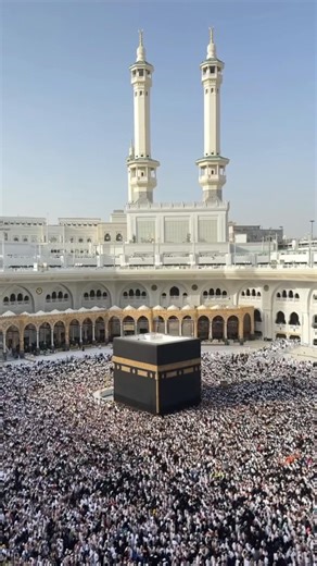 Kaaba View Makkah 2026 🕋 | Beautiful Umrah Crowd & Hajj 2026 Preparations