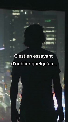 Reflecting on Memories in a Cityscape