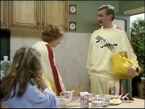 Ever Decreasing Circles - Se4 - Ep01 HD Watch