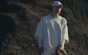 2023必听的炸裂歌曲，美国说唱歌手NF发布新歌《HOPE》MV