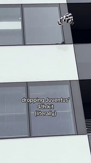 Juventus Launches New 4th Kit with Adidas