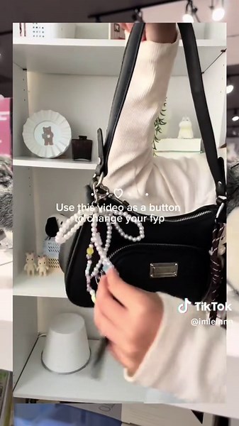 Transform Your Digital Diary with Creative Vlogs