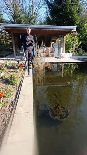 Vijver stofzuigen met onze professionele vijverstofzuiger