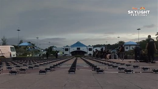 imagine what’s next on Instagram: "Missed the magic of Skylight? 🌌 The sky remembers… and it’s ready to light up again. Our next drone light show returns with Starlight Year End Festival, illuminating Jerudong Park Colonnade on 31 December with a night made for memories, wonder, and shared moments under glowing skies. 🎟 Entry from just $3, tickets available at Jerudong Park 📍 Jerudong Park Colonnade 📅 31 December 2025 ⏰ 4PM – 1AM See you there for something truly stellar ⭐️"