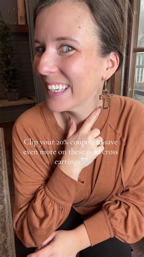 Gold cross earrings #goldcross #goldearrings #christmasearrings #crossjewelry #crossearrings