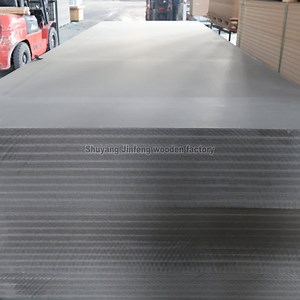 [Hot Item] 850kg/M3 1220*2800*18mm Compact Black Core MDF Board