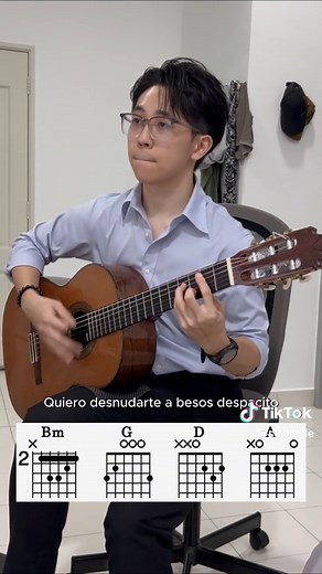 Learn to Play Despacito on Guitar | Beginner Guitar Tutorial