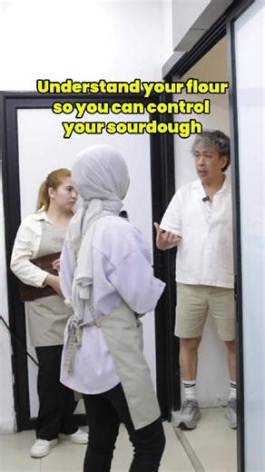 15K views · 110 reactions | I like to experiment with the flour when I baked my sourdough. And one finding that I find is different flour come with different hydration level. So until you know well about your flour, always leave a backup when you are mixing the dough. The more you experiment, the more finding you get | Oldman Teh | Facebook