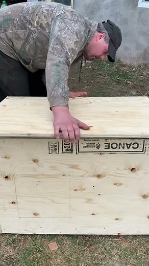 Insulated dog house roof installation