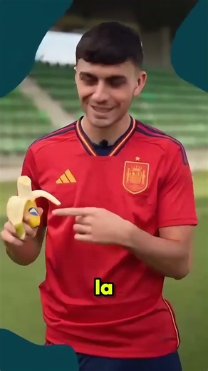 Why is Pedri wearing a banana in his boots? 😳🍌