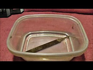 Remove rust from a File using Vinegar Part 1