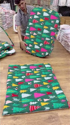 Protect your baby from mosquitoes and insects with this foldable baby mosquito net, designed